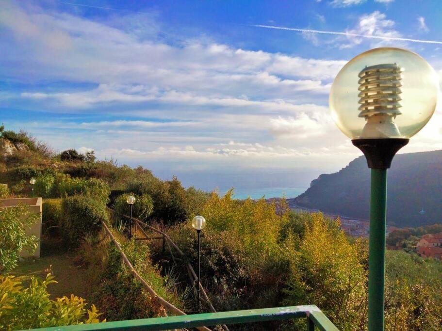 Nido Tra Gli Ulivi Apartamento Finale Ligure Exterior foto